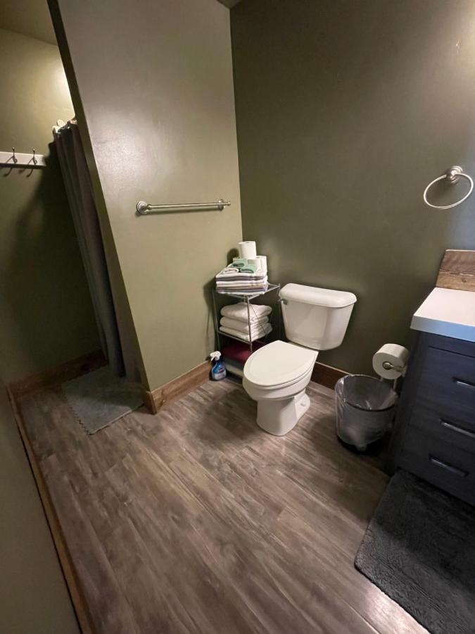Parkway Yellowstone Guest House Room #1 Gardiner Extérieur photo