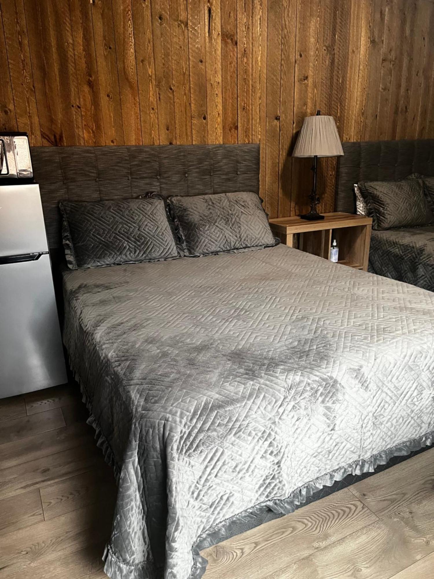 Parkway Yellowstone Guest House Room #1 Gardiner Extérieur photo